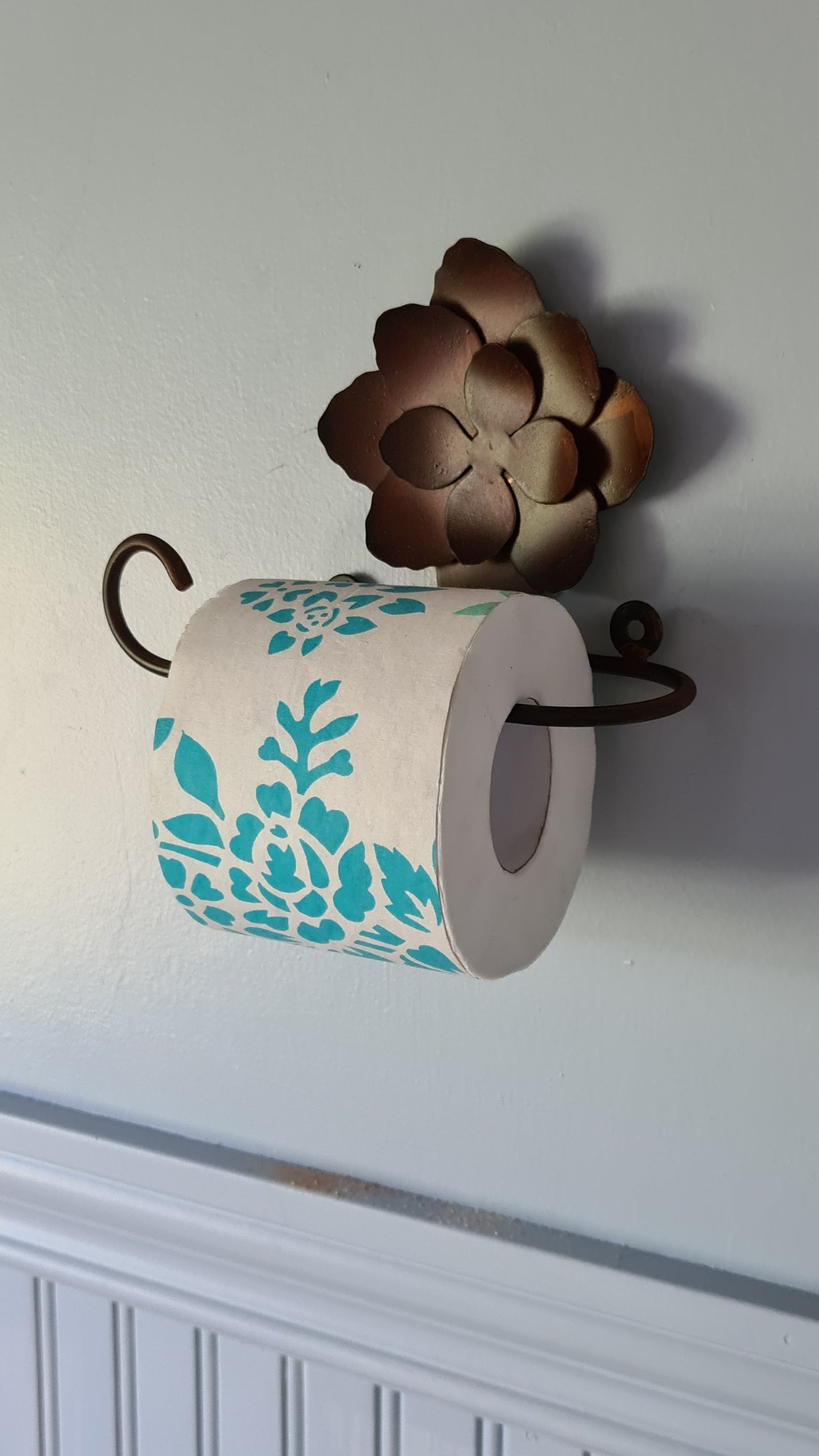 Baños - Portarrollos/Toallero de Pared Simple - "Magnolia"