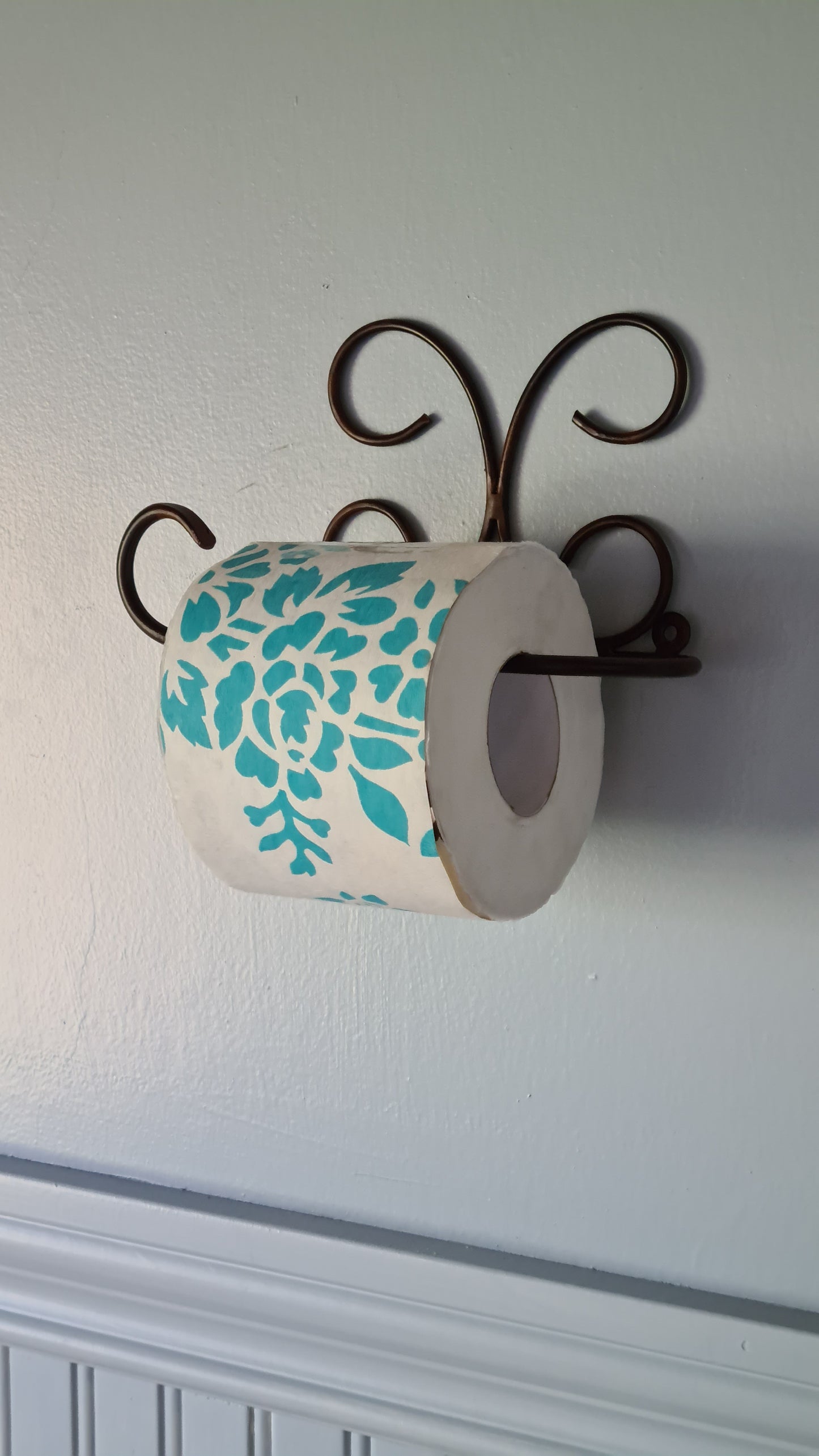 Baños - Portarrollos/Toallero de Pared Simple - "Rulo"