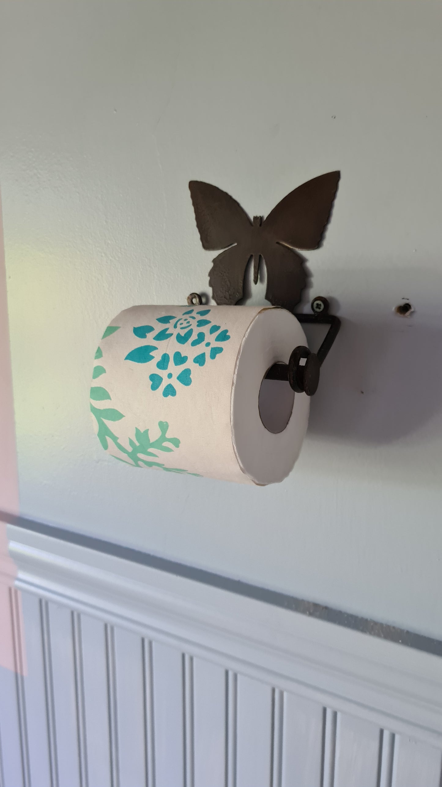 Baños - Portarrollos de Pared con Palito - "Mariposas"